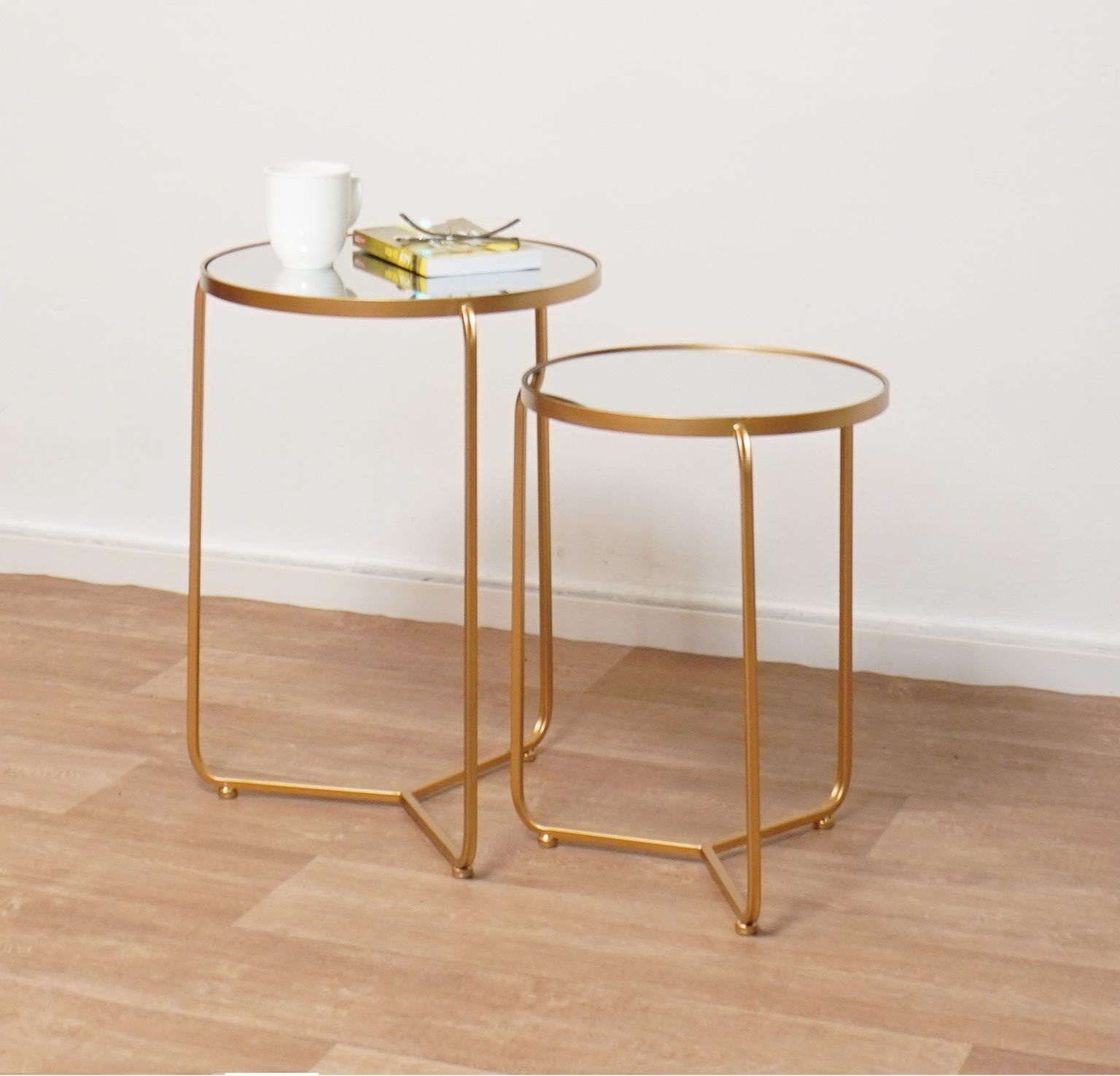 �� 2 ������� ��� ������ �� ���� TUDO DESIGN ��� ����