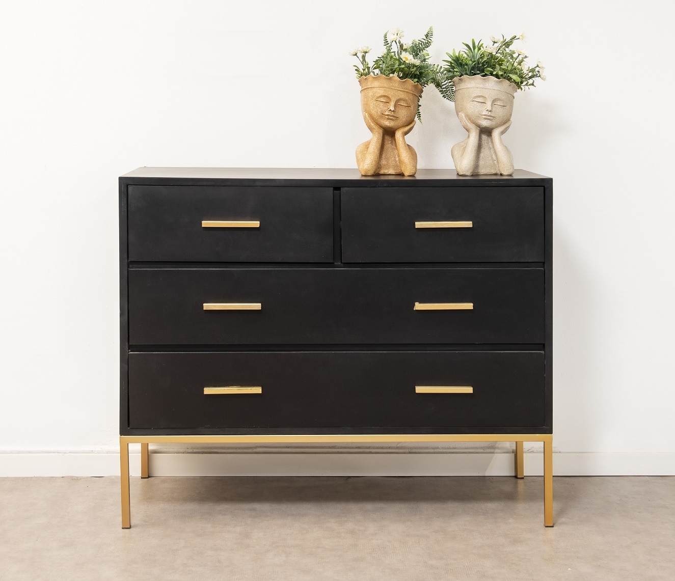 ���� ����� ������ 4 ������ ��� ������ ���� ���� ��� ����