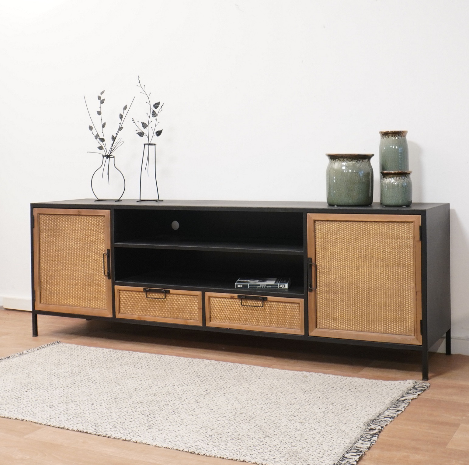 ����� ������� ��� ���� ����� 180 �"� ���� ���� ������ TUDO DESIGN