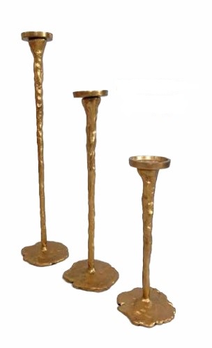 סט 3 פמוטים בגוון מוזהב מבית טודו דיזיין TUDO DESIGN סט 3 פמוטים בגוון מוזהב מבית טודו דיזיין TUDO DESIGN